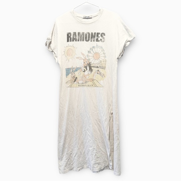 Free People Letluv Ramones Band Graphic Tee Shirt Sz XS - Picture 3 of 10